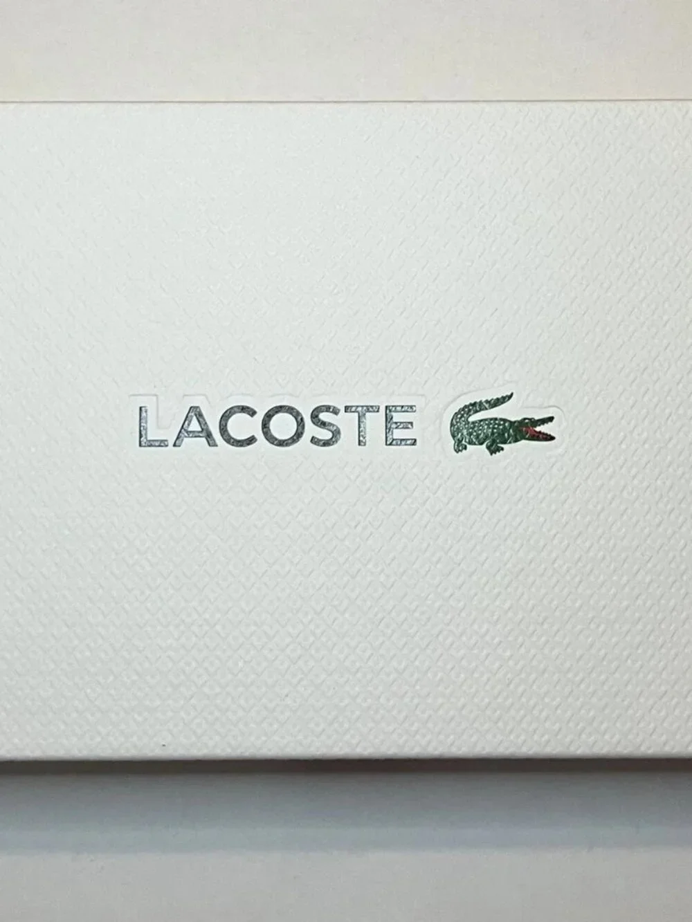 Lacoste Fitzgerald Slim Leather Credit Card Holder Men’s Dark Brown 3 x 4 NIB